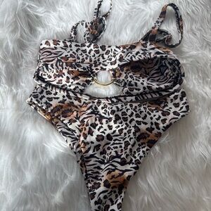 ZAFUL bikini size small animal print, like new